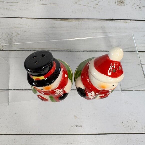 Christmas Snowman Red Scarf Ice Skates Salt & Pepper Shakers Set Ceramic - Picture 6 of 6